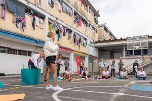 Johana Bahamón y Reebok con mujeres en la cárcel el Buen Pastor, Fundación Acción Interna