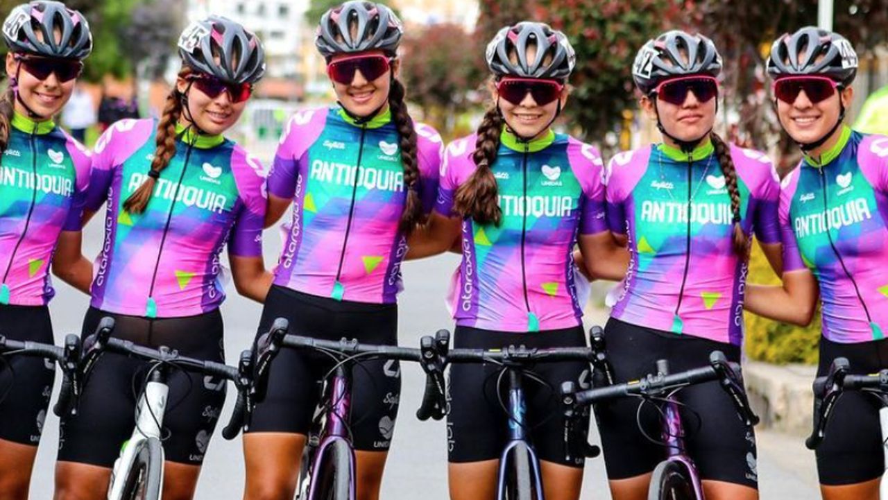 Equipo de ciclismo Mujeres Antioquia - Orgullo Paisa, parte del programa Antioquia en Bici