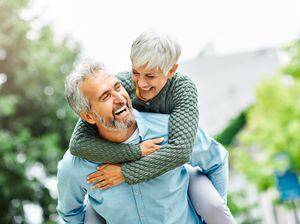 La osteoporosis ataca a las personas durante la tercera edad en la gran mayoría de los casos. Foto: Getty Images/iStockphoto.