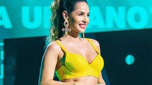 Carmen Villalobos como presentadora de los premios "Tu Música Urbano"