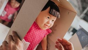 Bebé VIctoria- La primera muñeca con rasgos de Síndrome de Down