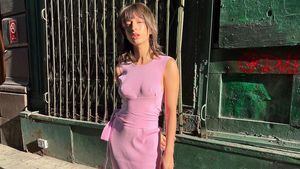 Izzi, instagramer de moda usa vestido que cambia de color diseñado por Wei Lein para la marca Ph5