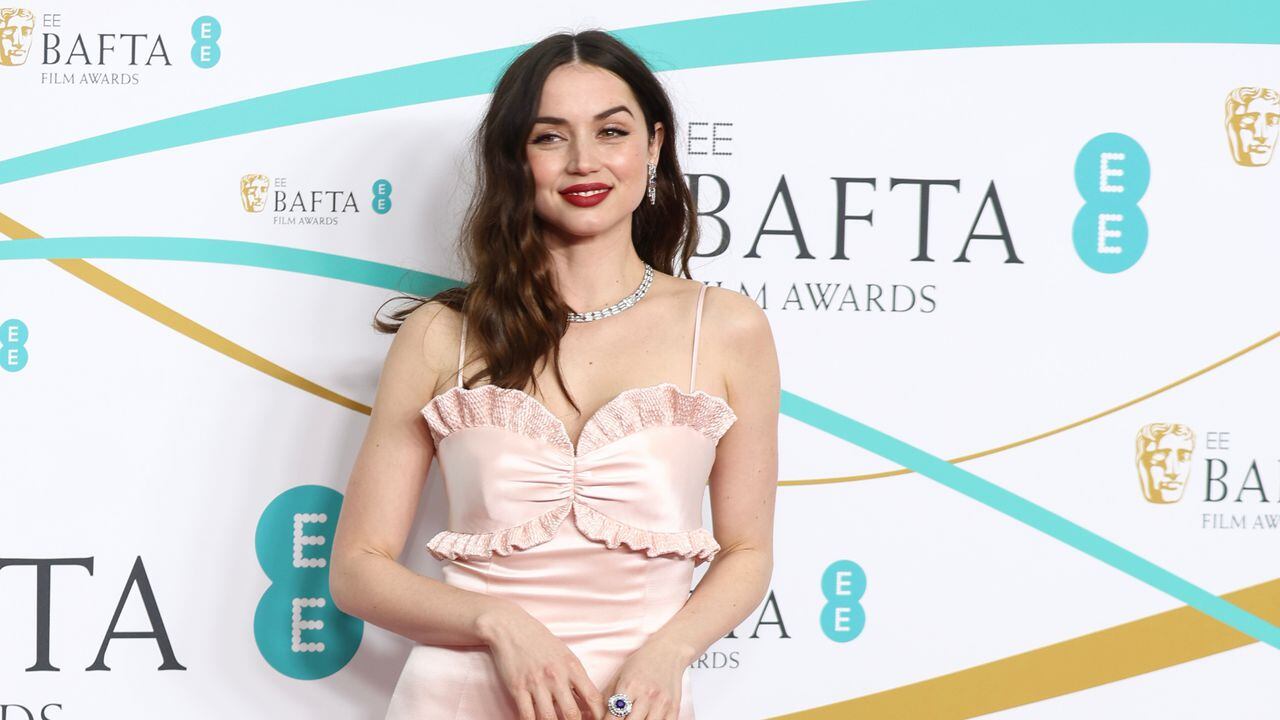 LONDON, ENGLAND - FEBRUARY 19: Ana de Armas attends the EE BAFTA Film Awards 2023 at The Royal Festival Hall on February 19, 2023 in London, England. (Photo by Mike Marsland/WireImage)