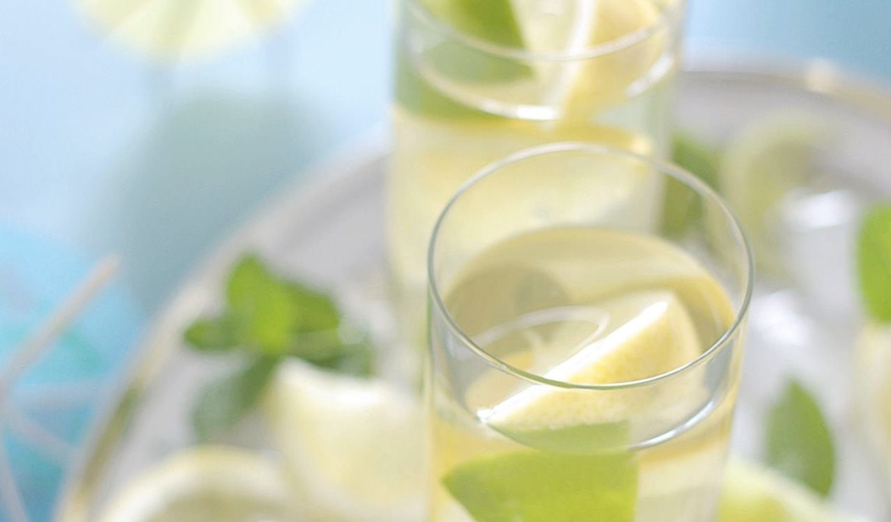 Ingerir menta con limón ayuda a depurar el organismo