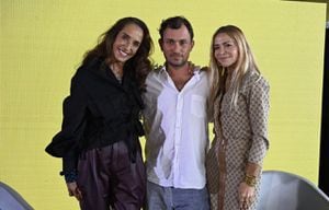 Pilar Castaño, Esteban Cortázar, Irma Martínez en conversación sobre el stylist en la moda, Bogota Fashion Week 2023