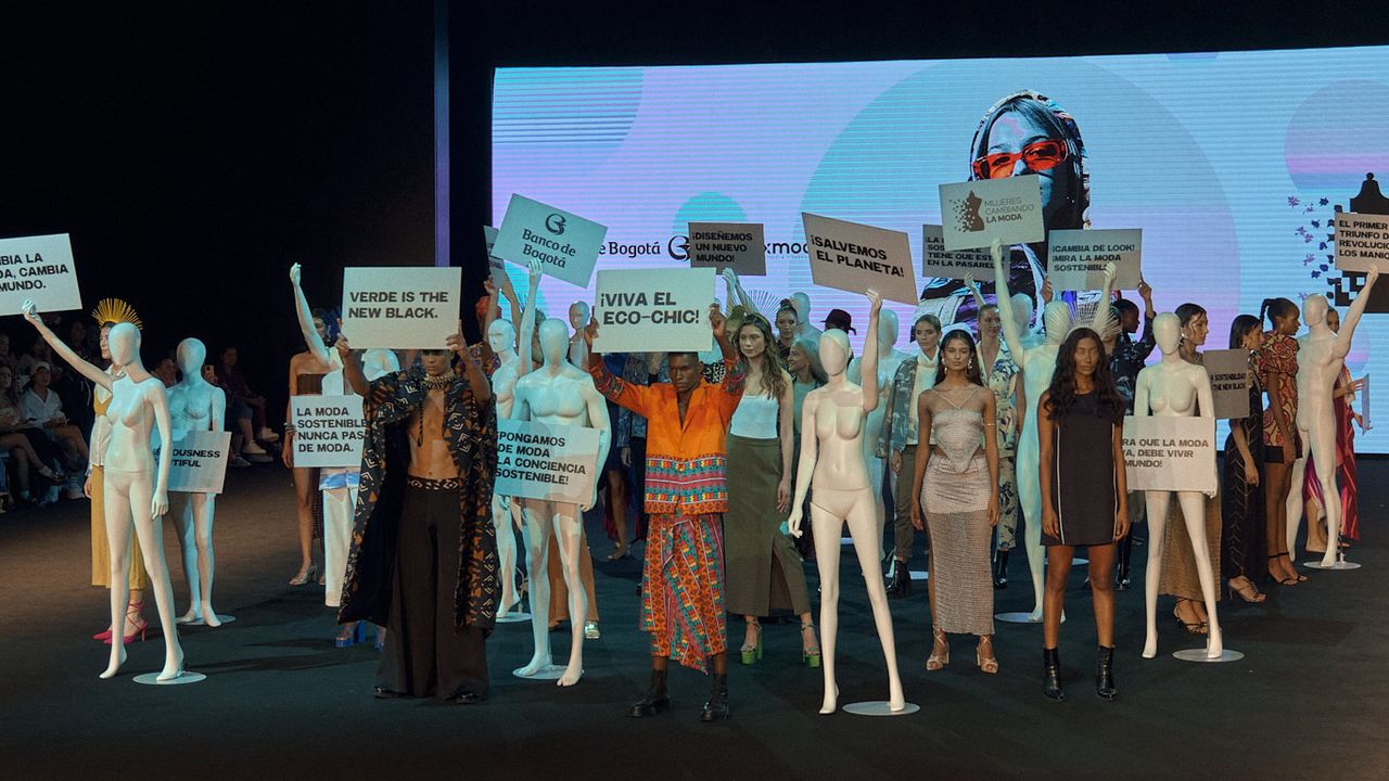 Pasarela Mujeres Cambiando la Moda, Colombiamoda 2023