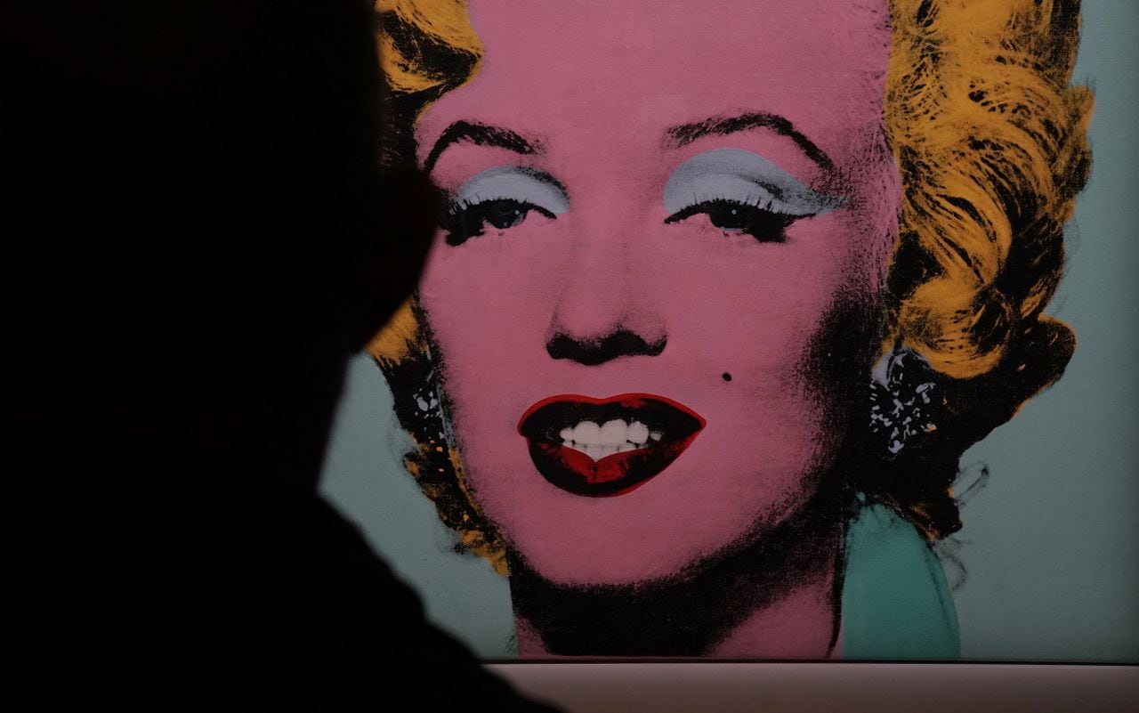 Shot Sage Blue Marilyn se encuentra entre las pinturas más icónicas de la historia y será la obra de arte del siglo XX más cara jamás vendida en una subasta. Foto: Agencia AFP