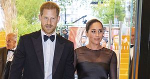 El príncipe Harry fue obligado a asistir a la coronación sin su esposa, Meghan Markle. La pareja había renunciado a sus deberes con la Corona en 2021.