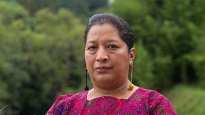 Violeta Gutierrez, directora técnica, curadora adjunta y directora de proyectos de conservación preventiva de las colecciones del Museo Ixchel de Traje Indígena en la ciudad de Guatemala.