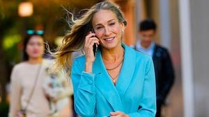 NEW YORK, NEW YORK - NOVEMBER 01: Sarah Jessica Parker on location for 'And Just Like That' on November 01, 2021 in New York City. (Photo by Gotham/GC Images)
