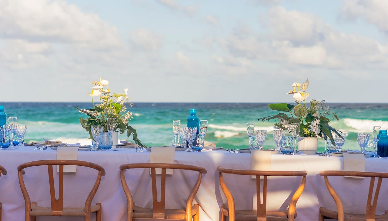 Cada JW Garden es un espacio vivo dentro de los hoteles, donde hierbas, flores y vegetales se cultivan de forma consciente para ser integrados en la experiencia culinaria y sensorial de los
huéspedes