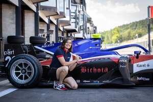 La piloto correrá en la Fórmula 2 lo que resta de la temporada.