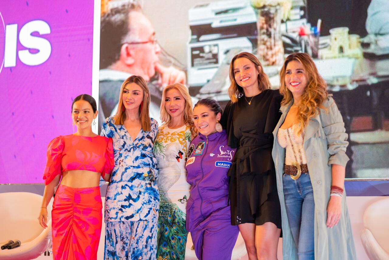 Fundación She Is. Su fundadora Nadia Sánchez junto a importantes figuras como Natalia Reyes y Nina Rodríguez
