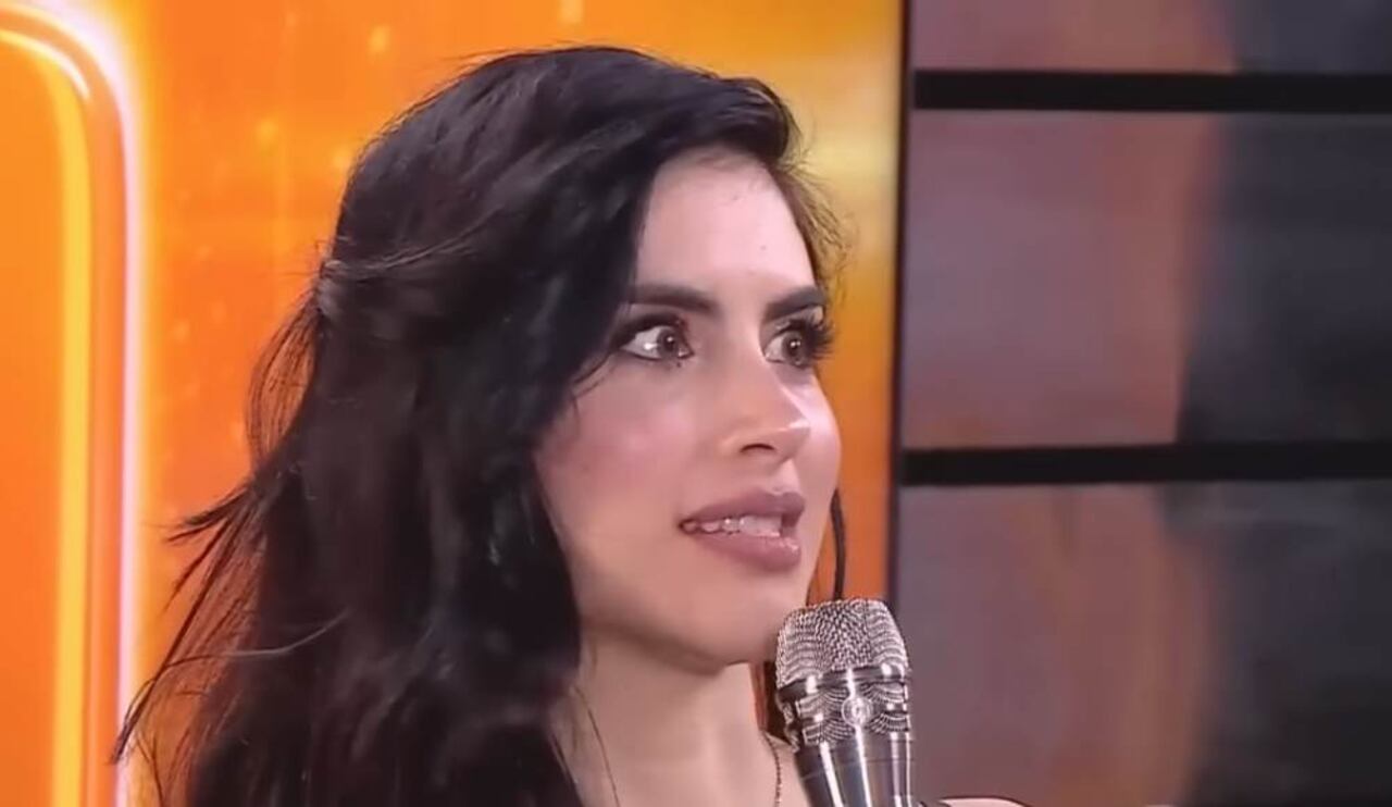 La presentadora soltó una respuesta graciosa ante las palabras del concursante.