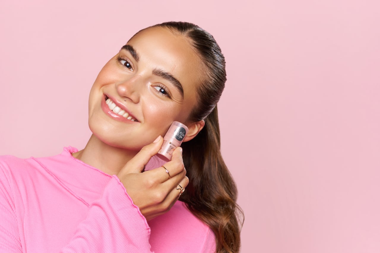 BABY GOT GLOW highlighter stick