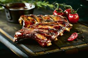 Los asistentes podrán disfrutar de unas clases, dictadas por expertos en gastronomía, para preparar exquisitos asados.