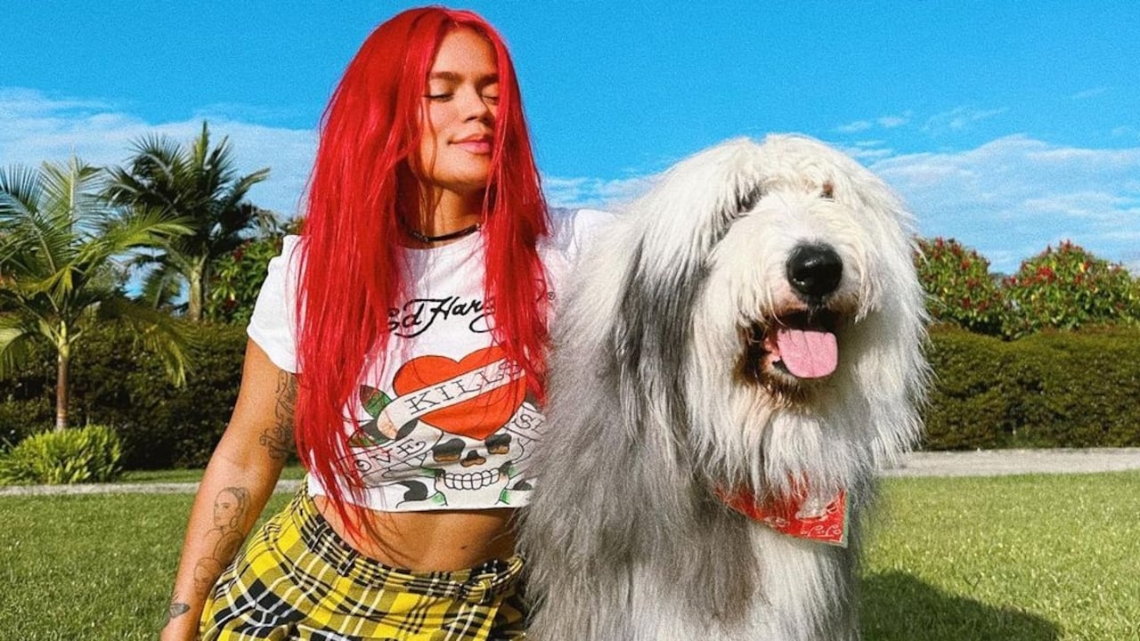 Karol G pelea con una presentadora en medio de un programa de televisión