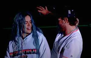 Los rumores sobre la relación de los cantantes están más fuertes. Foto: tomada de video Youtube Feid, KAROL G - FRIKI