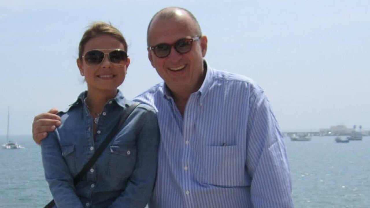 "¿Se te desajustó?", le preguntan a la viuda de Jota Mario  por particular foto junto a la piscina