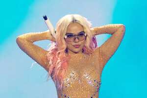 La cantautora Karol G se presenta en concierto durante la gira "Mañana Será Bonito" en el Alamodome el 31 de agosto de 2023 en San Antonio, Texas. (Foto de Rick Kern/Getty Images)