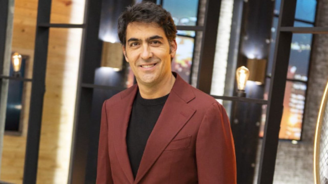 Christopher Carpentier es uno de los jurados en MasterChef Celebrity 2023.