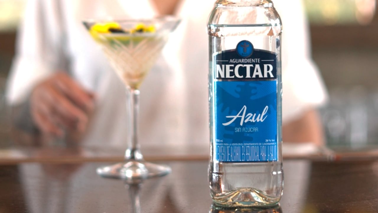 Martini de Anís. Aguardiente Nectar Campaña "Orgullosos de lo que somos"