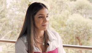 La actriz habló de su experiencia con un aborto, luego de quedar embarazada de un colega mucho mayor que ella.