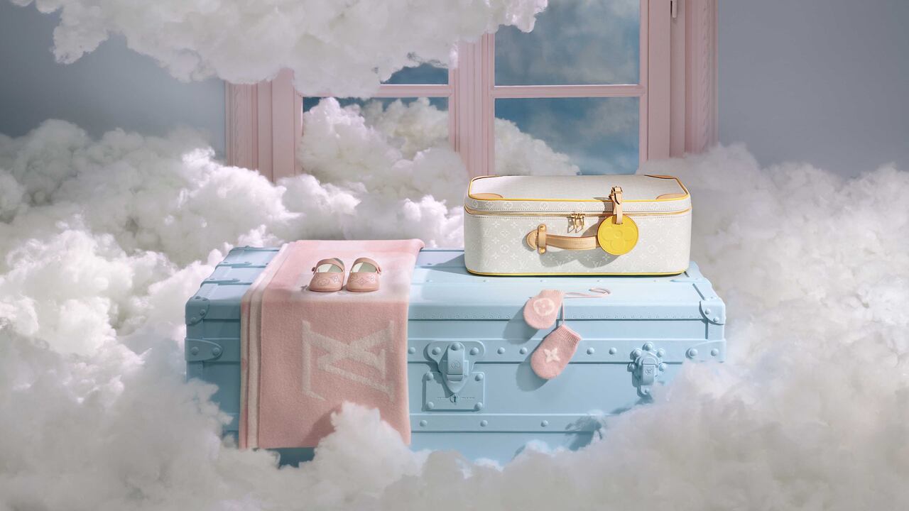 Louis Vuitton lanza colección de prendas de vestir para bebés