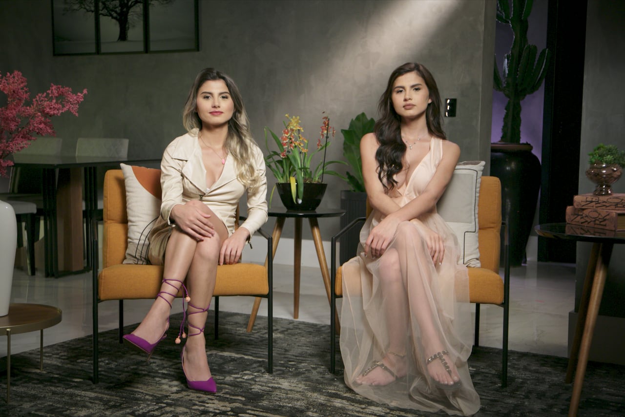 Las hermanas brasileñas de 21 años, Mayla y Sofia, son las primeras gemelas en el mundo en hacerse juntas la cirugía de reasignación sexual y las personas más jóvenes de Brasil en realizarse este procedimiento.