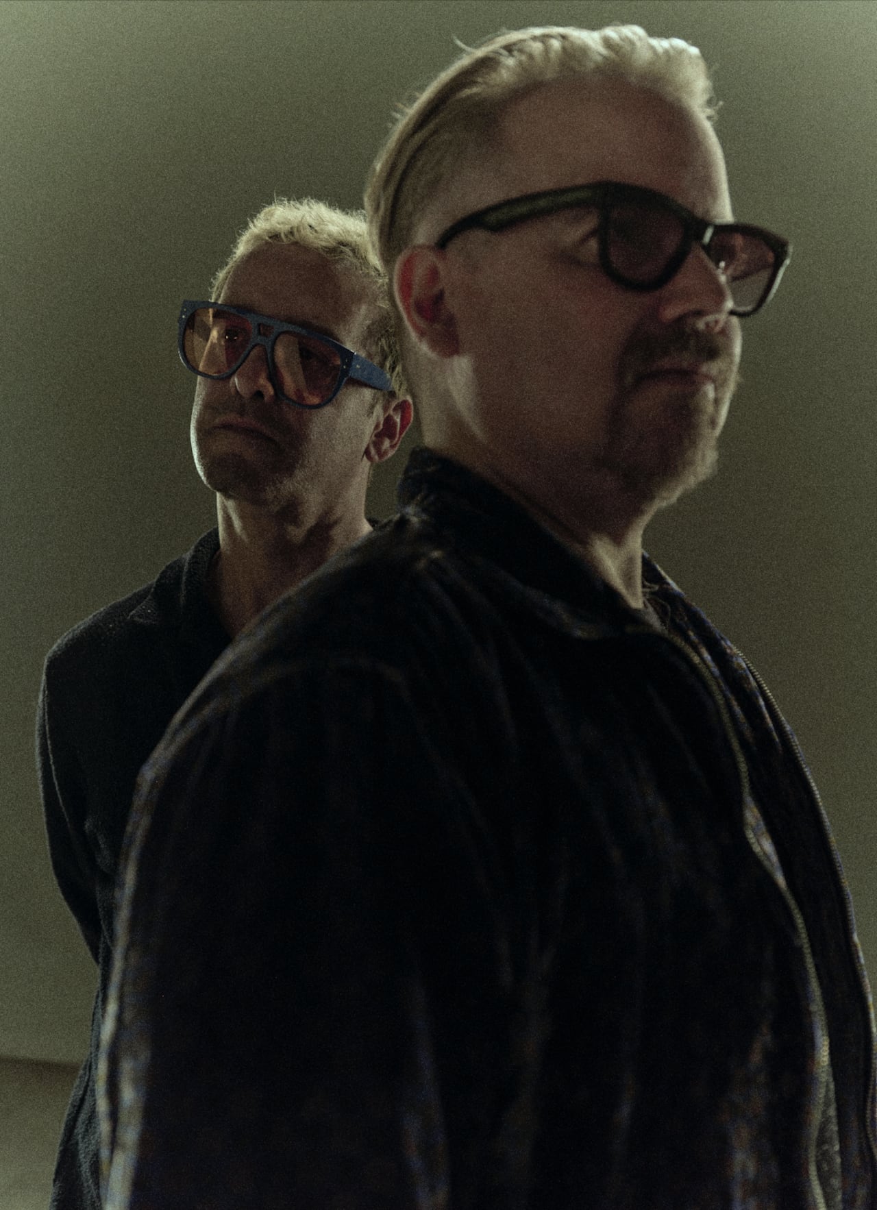 El baile, la amistad y la música como lenguaje universal: así se siente el nuevo videoclip de Los Amigos Invisibles.