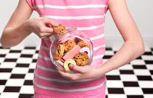 Niña, comida, galletas Obesidad