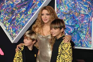 Sasha Piqué, Shakira y Milan Piqué asisten a los MTV Video Music Awards 2023 en el Prudential Center el 12 de septiembre de 2023 en Newark, Nueva Jersey. (Foto de Dia Dipasupil/FilmMagic)