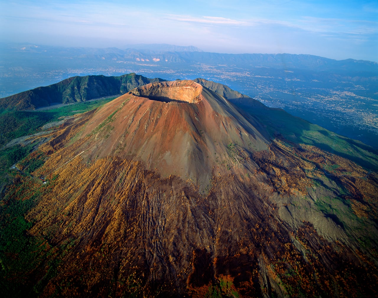 Cima del volcán Vesubio