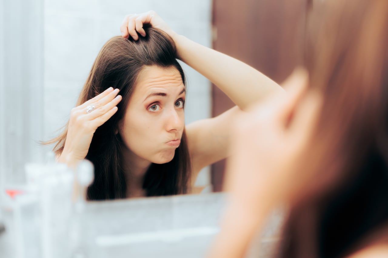 3 alternativas para cubrir las canas sin usar tinte