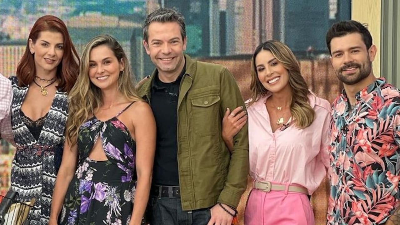 Carolina Cruz, Carolina Soto, Catalina Gómez, Iván Lalinde, presentadores programa "Día a Día"