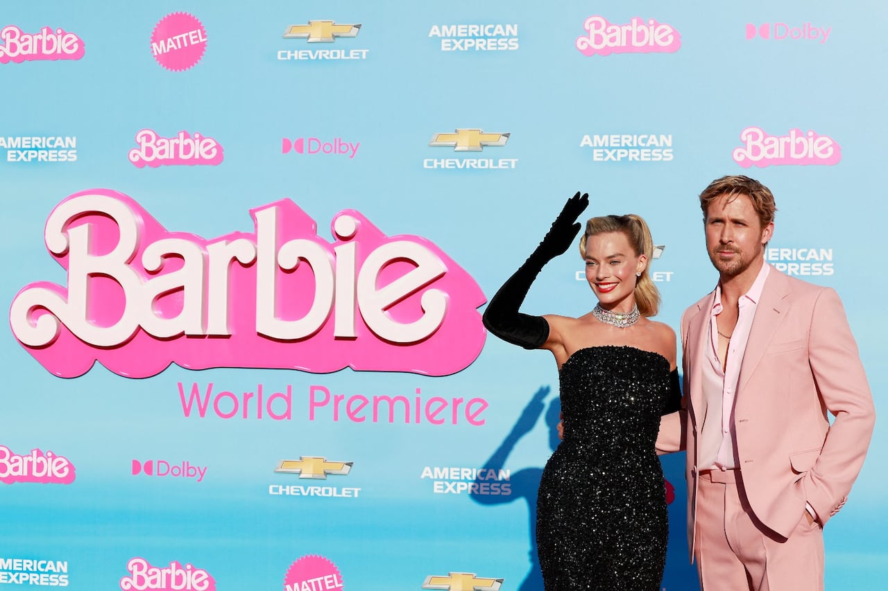 La aplicación permite cambiar su look para estar a tono con la película Barbie.