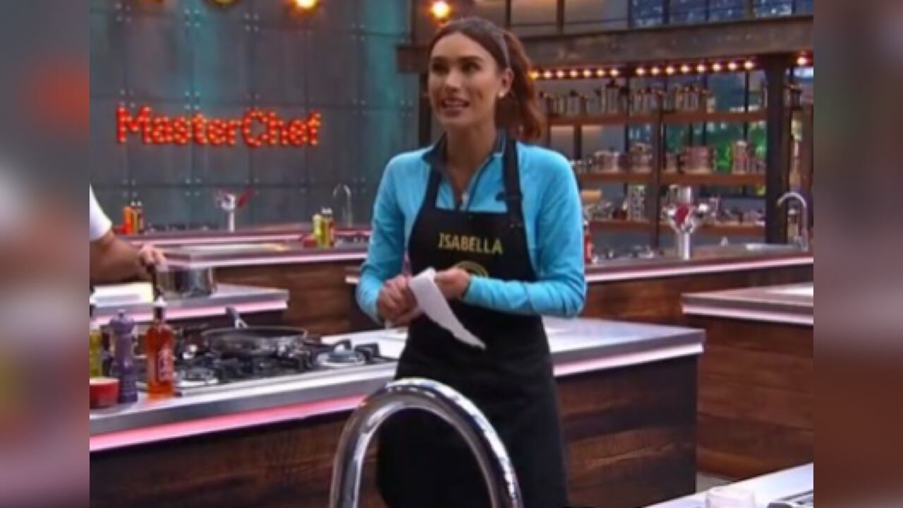 Isabella Santiago sufre un accidente en "MasterChef".