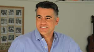 Carlos Calero muestra cómo se veía hace 25 años, en su juventud