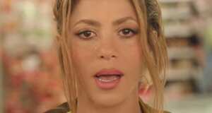 Shakira en Monotonía.