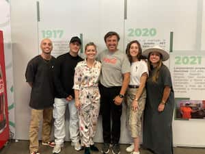 Coca-Cola inaugura el primer Mercado de moda circular, innovación en Colombiamoda