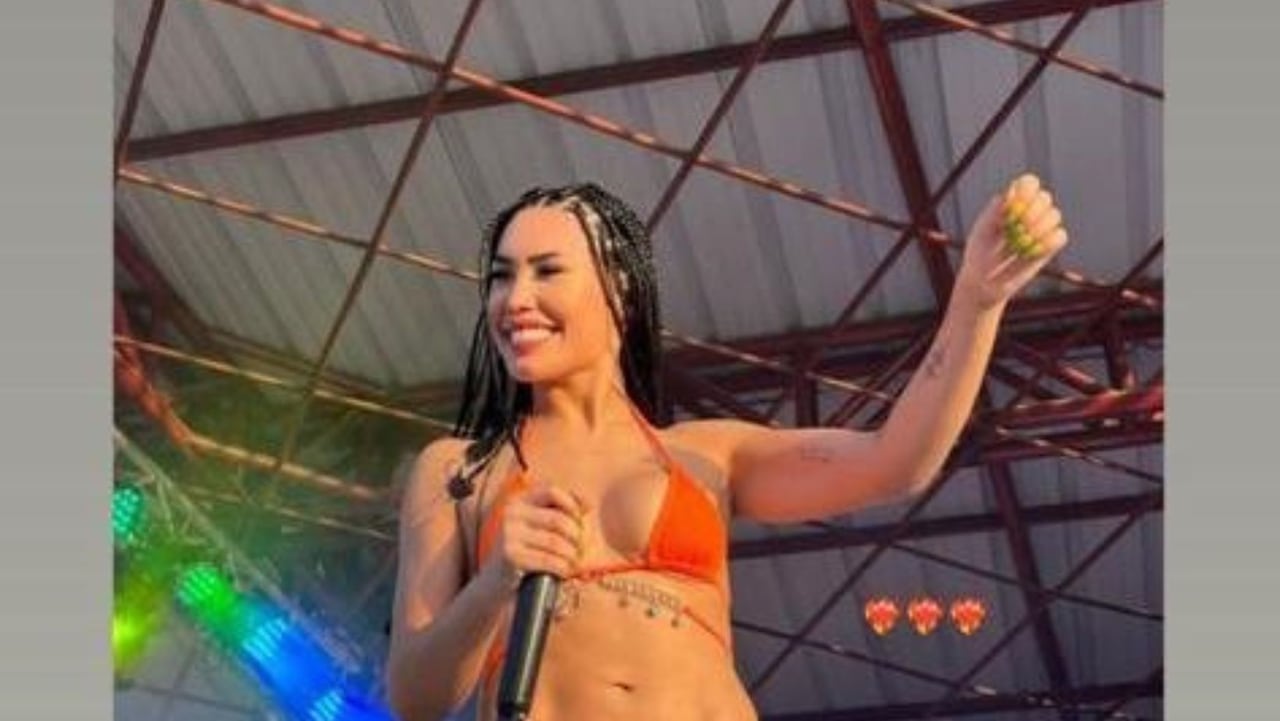 Ana del Castillo
@anadelcastillo1999