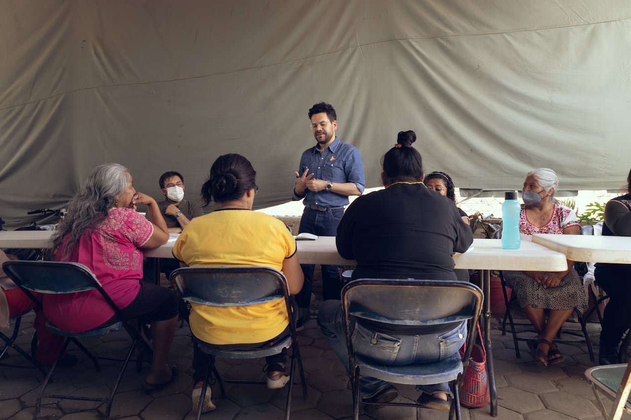 Proyecto "Historias hechas a mano" de Juan Pablo Socarrás, Coca Cola y la Corporación Mundial de la Mujer en Oaxaca, México