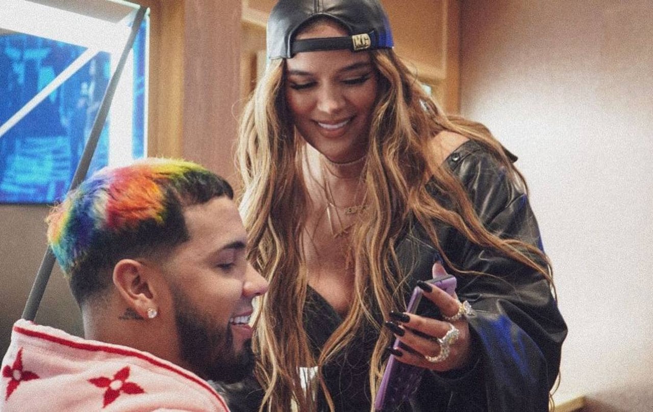 Anuel AA y Karol G en agosto de 2020.