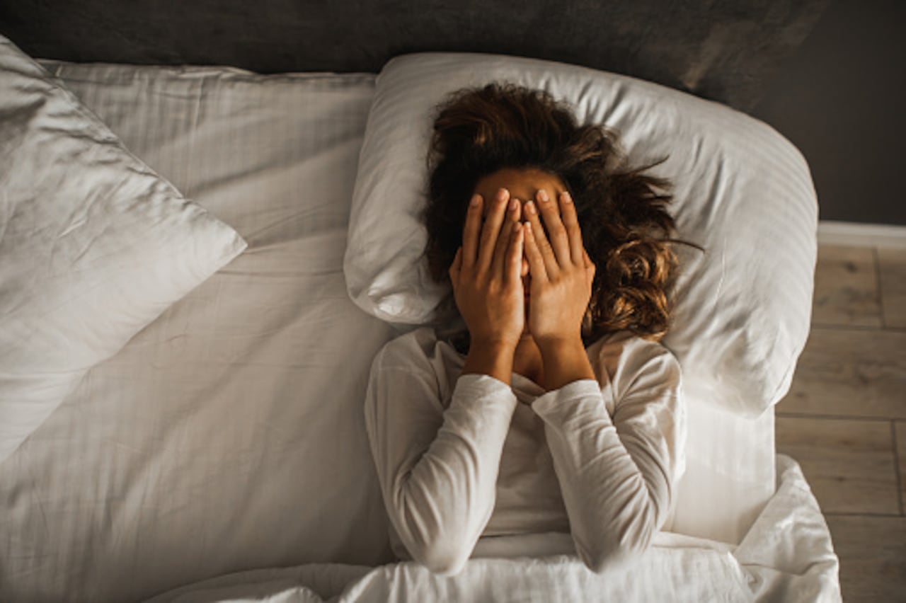 Los expertos han advertido que entre las causas para la aparición de ojeras se encuentran cansancio, insomnio e incluso una enfermedad.