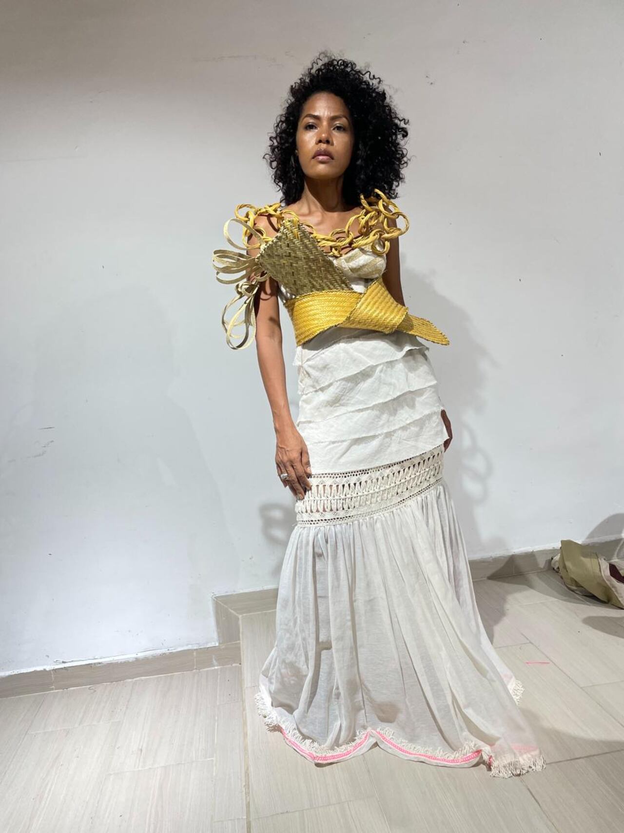 Cleiner Cabadías: Entre hilos ancestrales y fuerza creativa en Mola Fashion Week