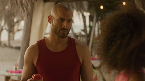 Édgar Vittorino ha forjado una trayectoria actoral sólida, caracterizada por su honestidad artística, su capacidad para transformarse y una entrega total a cada papel que asume.