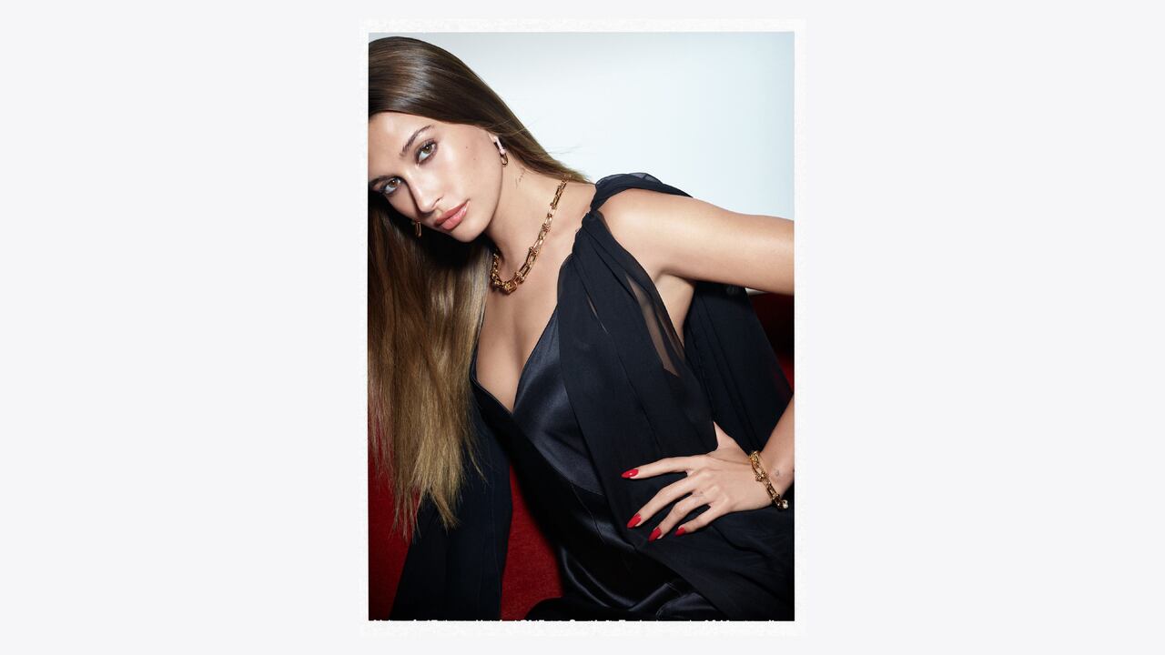 Tiffany HardWear. Tiffany HardWear. Pendientes de eslabones en oro amarillo de 18k y diamantes, pulsera de eslabones en oro amarillo de 18k, collar de eslabones graduados en oro amarillo de 18k.
