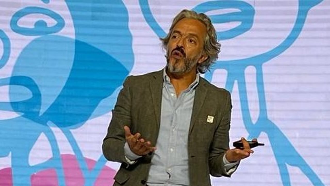 Así fue el primer día de trabajo de Juan Diego Oviedo en canal de TV