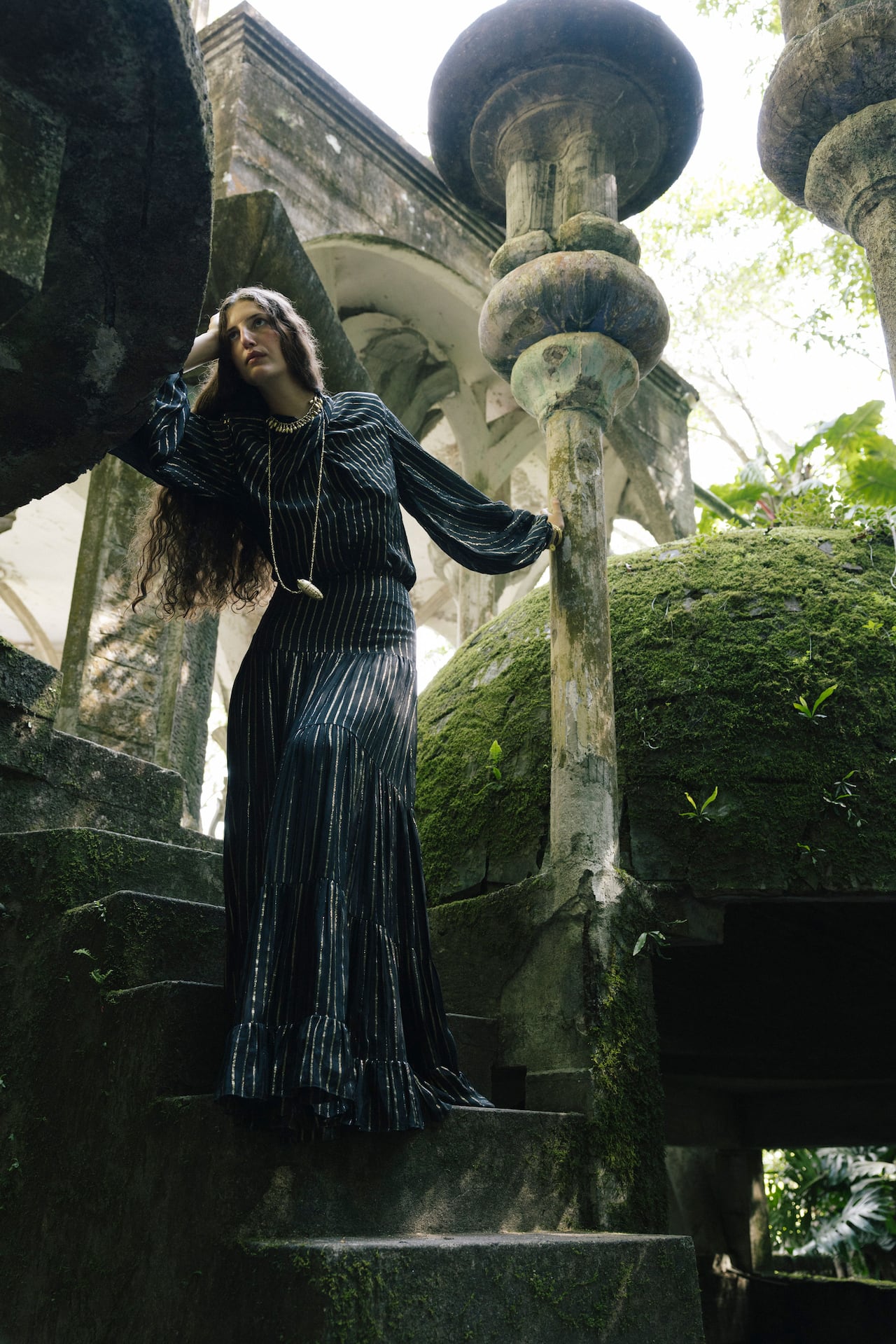 En Xilitla la naturaleza tomó las ruinas y Johanna Ortiz encontró allí el alma de su nueva colección