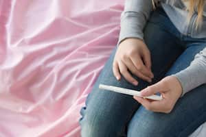 La medida advierte que la decisión de mujeres y adolescentes está por encima de la opinión de sus padres.